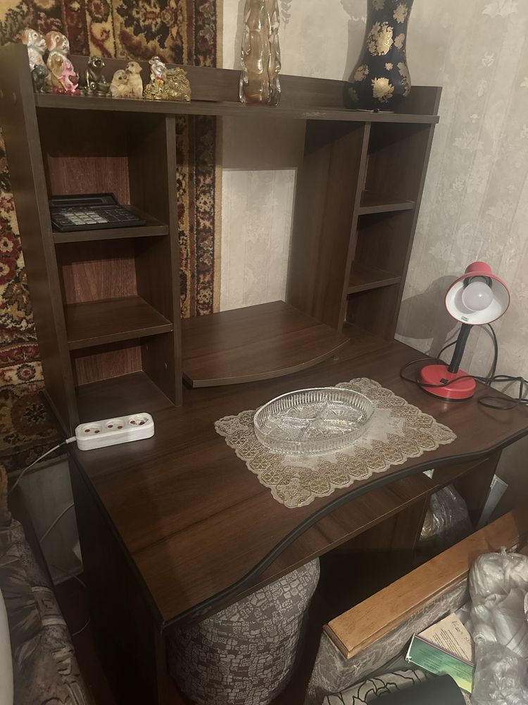 Стол компьютерный