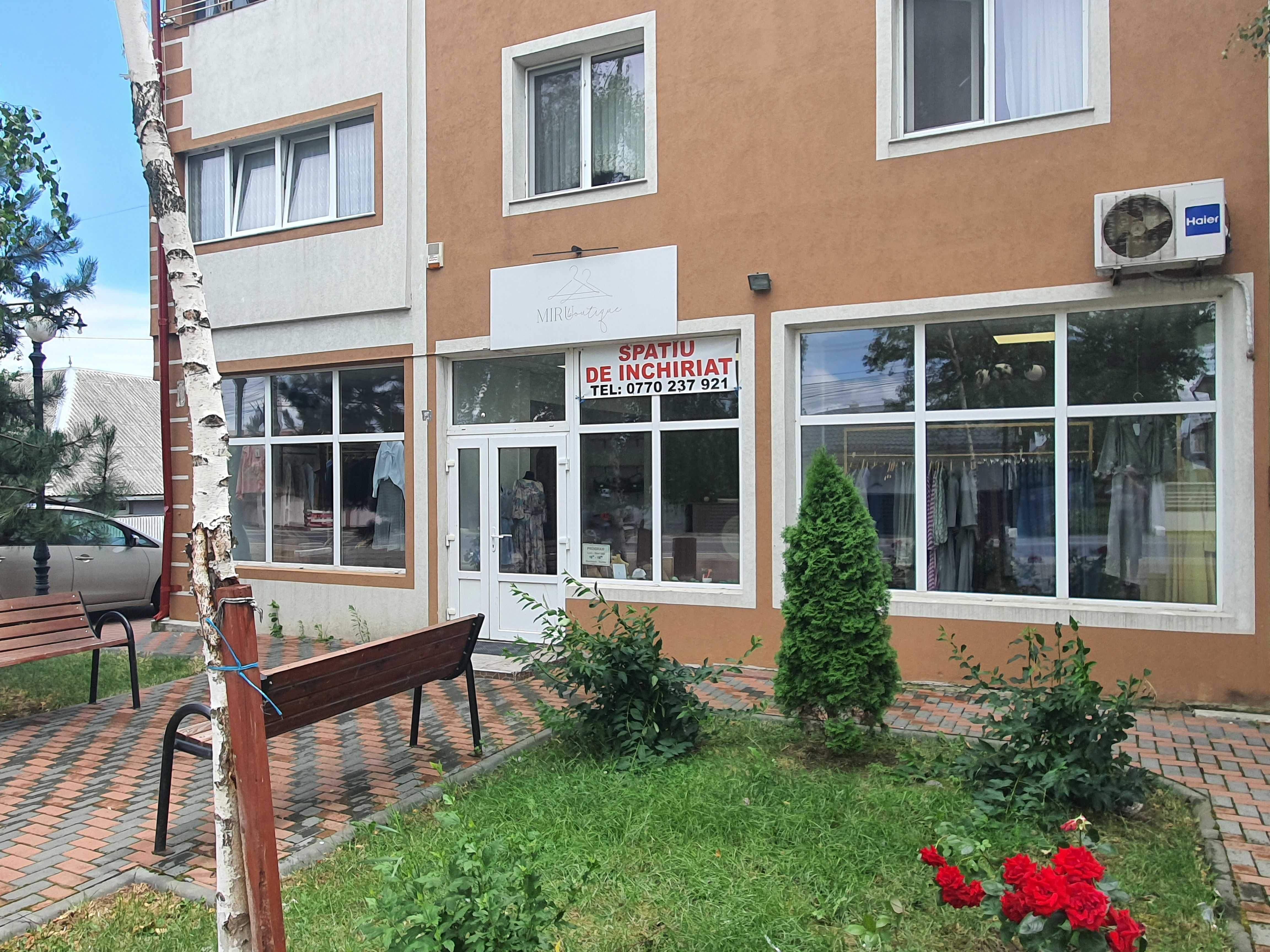 Spațiu comercial 100 mp, vitrină stradală – Dumbrăveni, Suceava