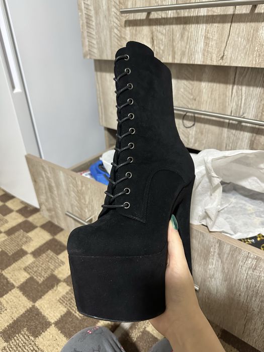 Продаю стрипсы Тройки