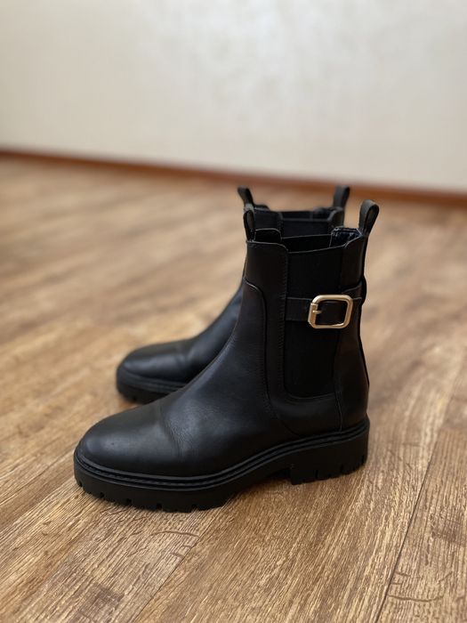 Ботинки ZARA 5000 тг