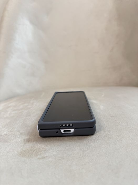 Samsung Galaxy Z Fold5 5G – 512 GB