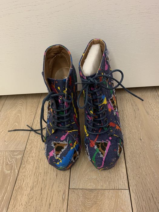 Боти с атрактивен дизайн