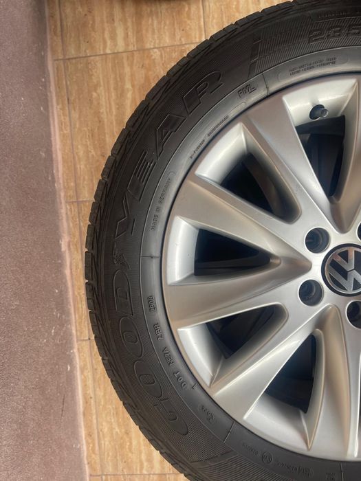 Roti Originale  Tiguan  235 55 17