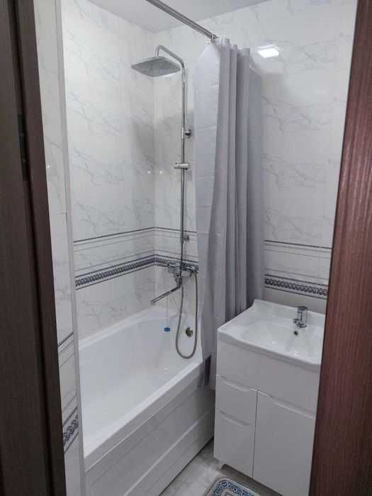 Массив Ц-2 (Алайский рынок)/Алея Гоголя/2х комнатная