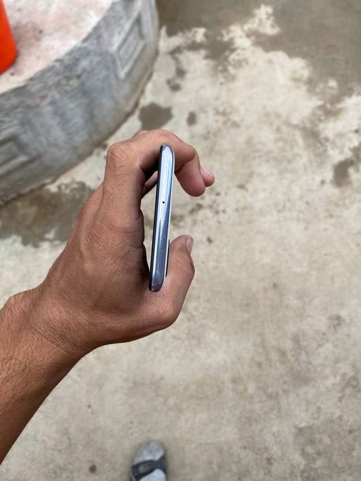 Samsung a 51 xotira 6/128 xolati edial