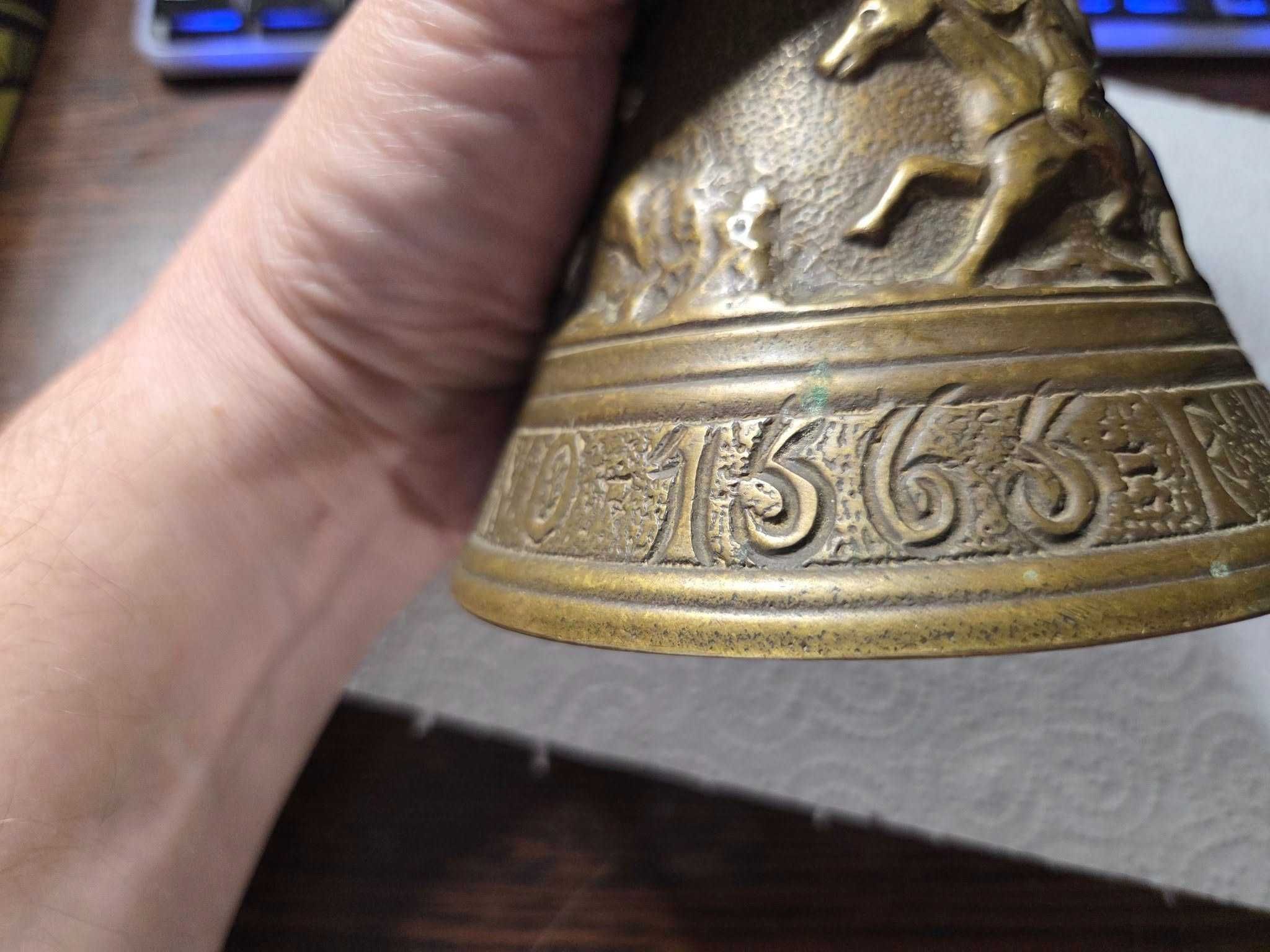 Clopot vintage medieval francez 1565