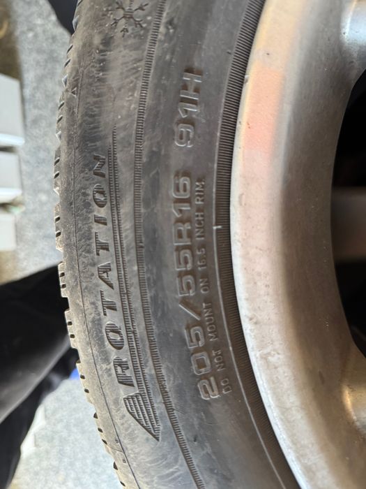 Зимни гуми с джанти за Golf 5