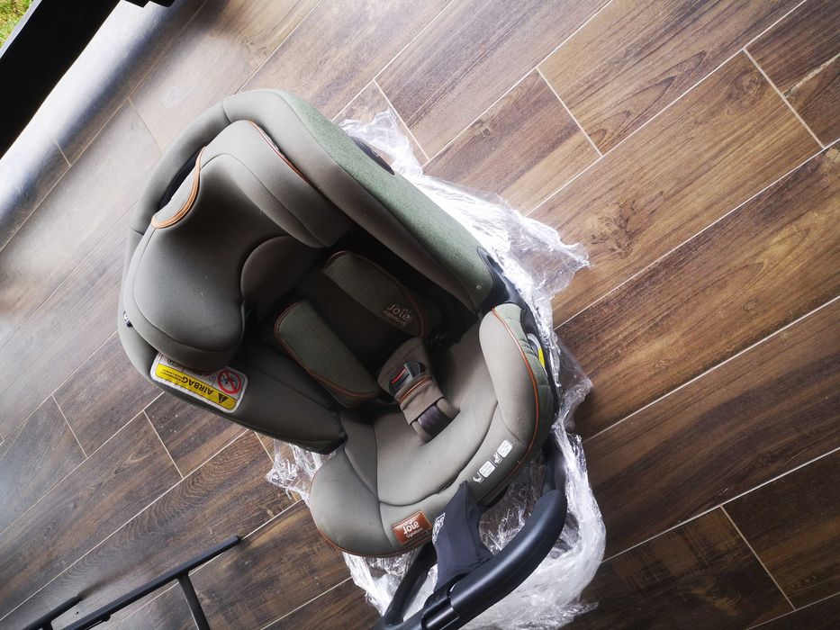 Scaun auto rotativ evolutiv Joie 360 grow signature