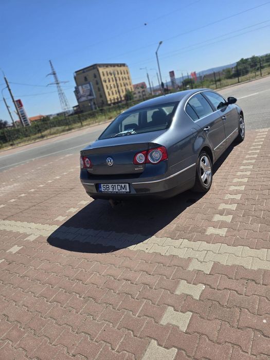 Vând Volswagen Passat B6