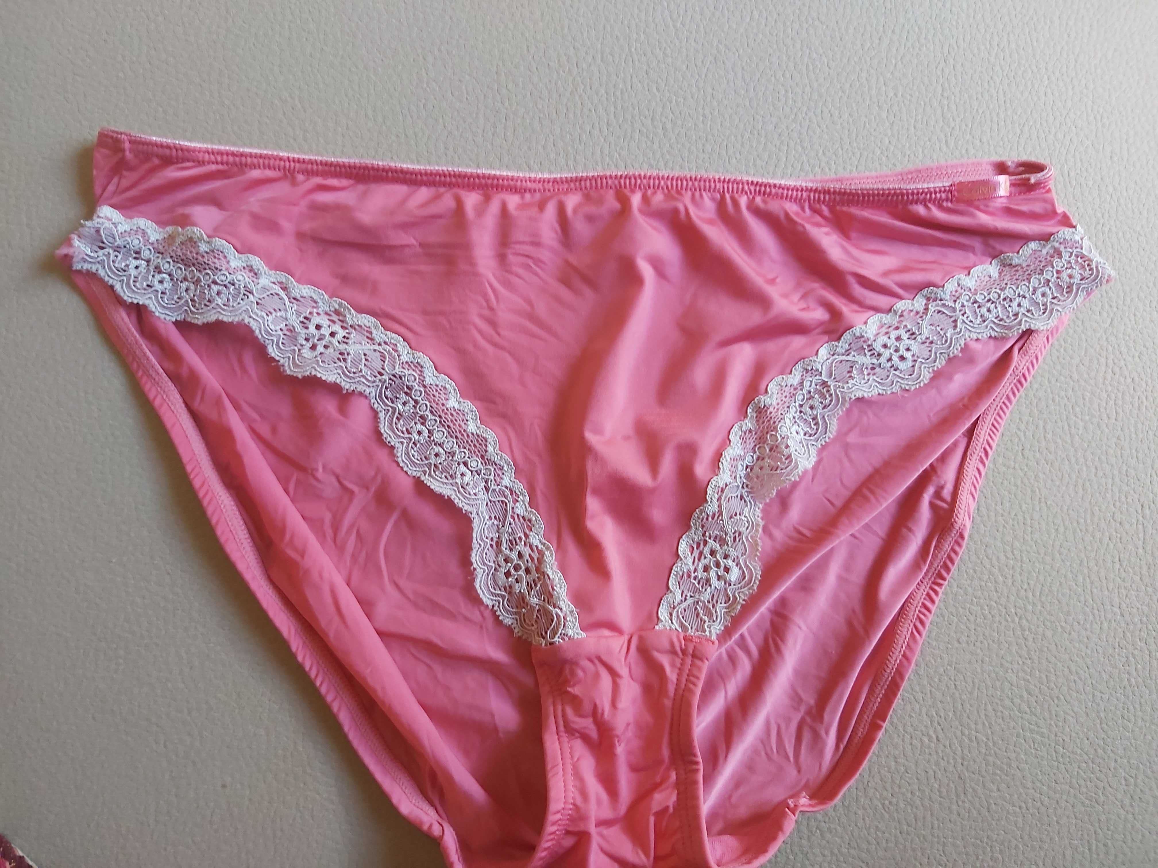 бикини и прашки Calvin Klein