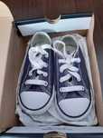 Converse mărimea 23