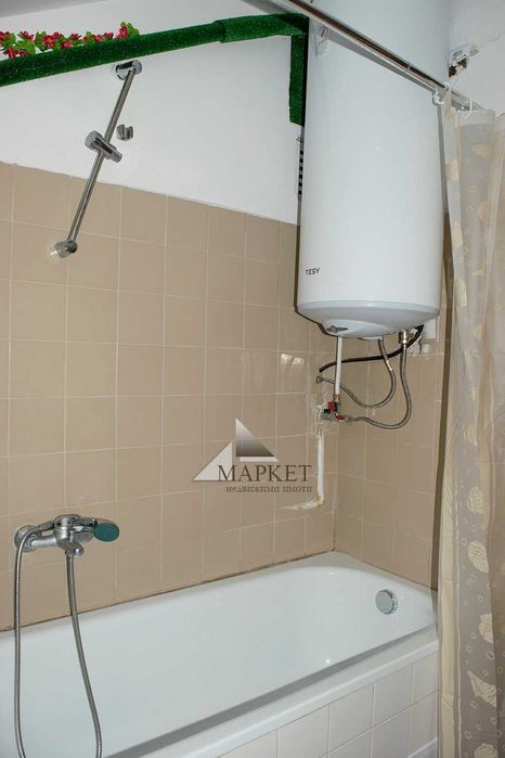 Дава се под наем Двустаен апартамент в Пловдив, Младежки Хълм - 70 кв.м за 290 € - Снимка #12