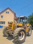 Vând tractor Renault 133.14