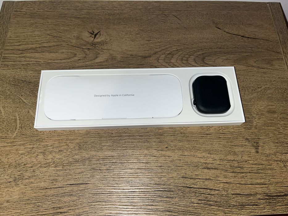 Apple Watch 10 - 46mm, GPS - Garantie Iulie 2027