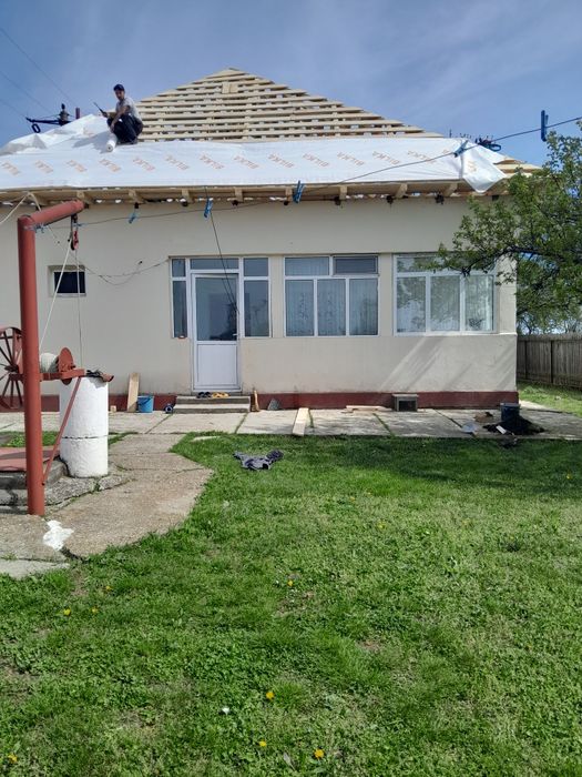 Executăm micii reparații la urgență