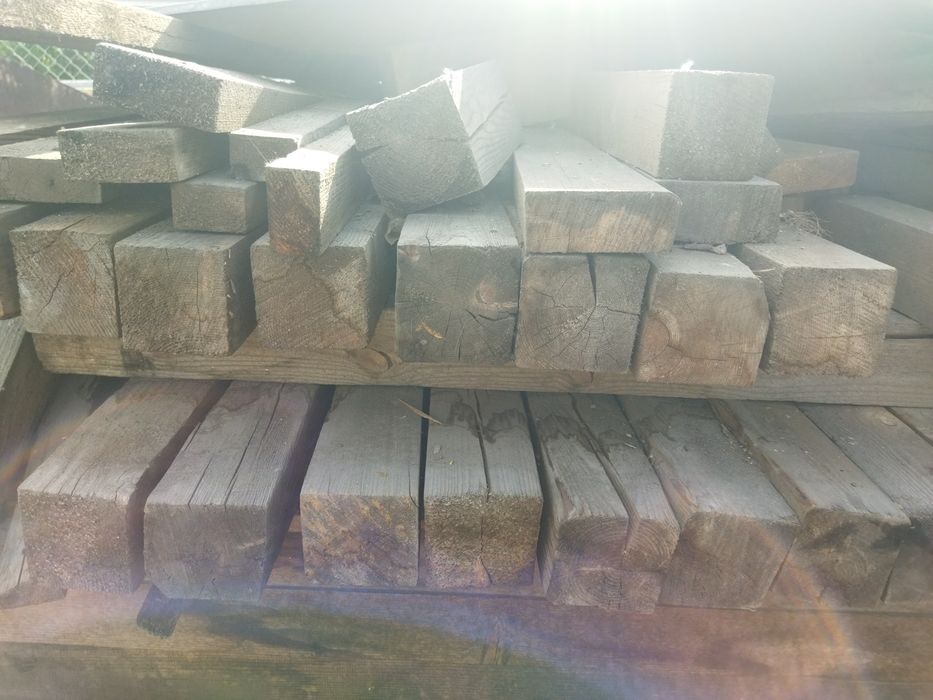 Продам брус на баню хватит