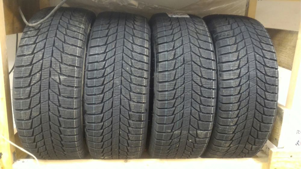 Продам липучку Triangel 225/50/17