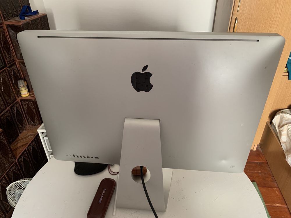 Imac 27 inchi , intel i7 2,8 ghz, 12 gb DDR3, SSD