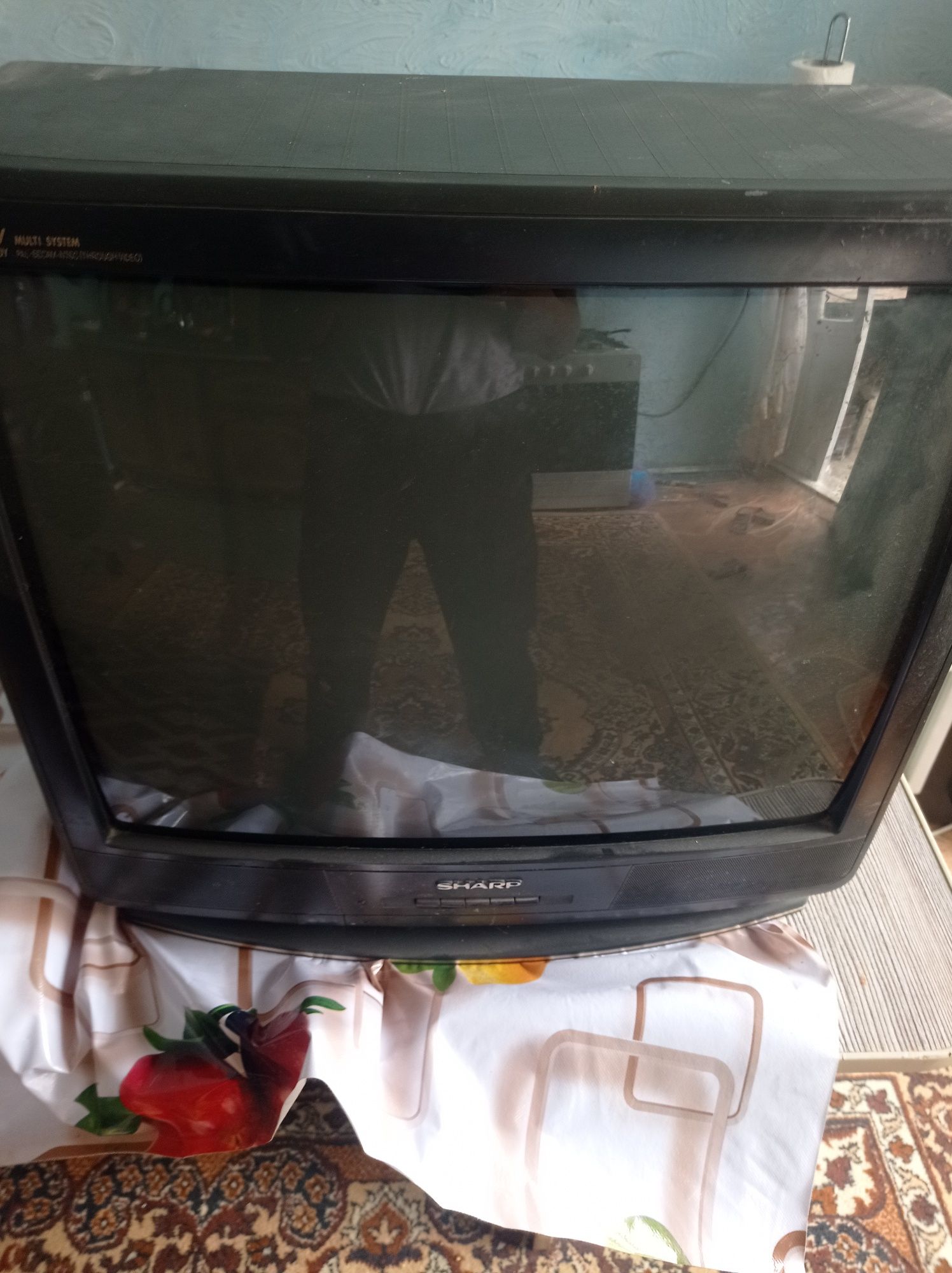 Tilvizr sotiladi ishlaydi narxini kelishamiz aybi yoq