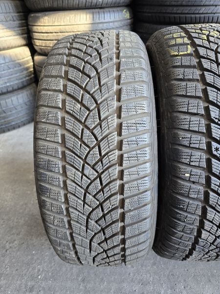 205/50/17 Goodyear 4piese