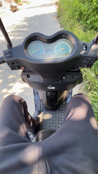 vand sau schimb cu cross scuter daelim 125cc