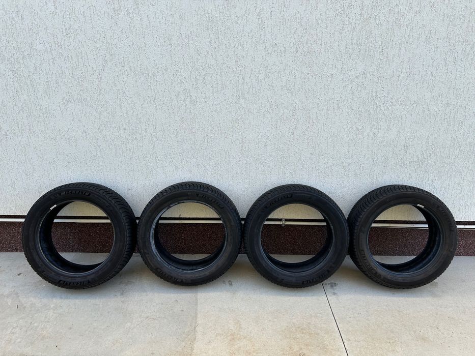 Anvelope Michelin de iarna Pilot Alpin 5 -205 / 55 -R17