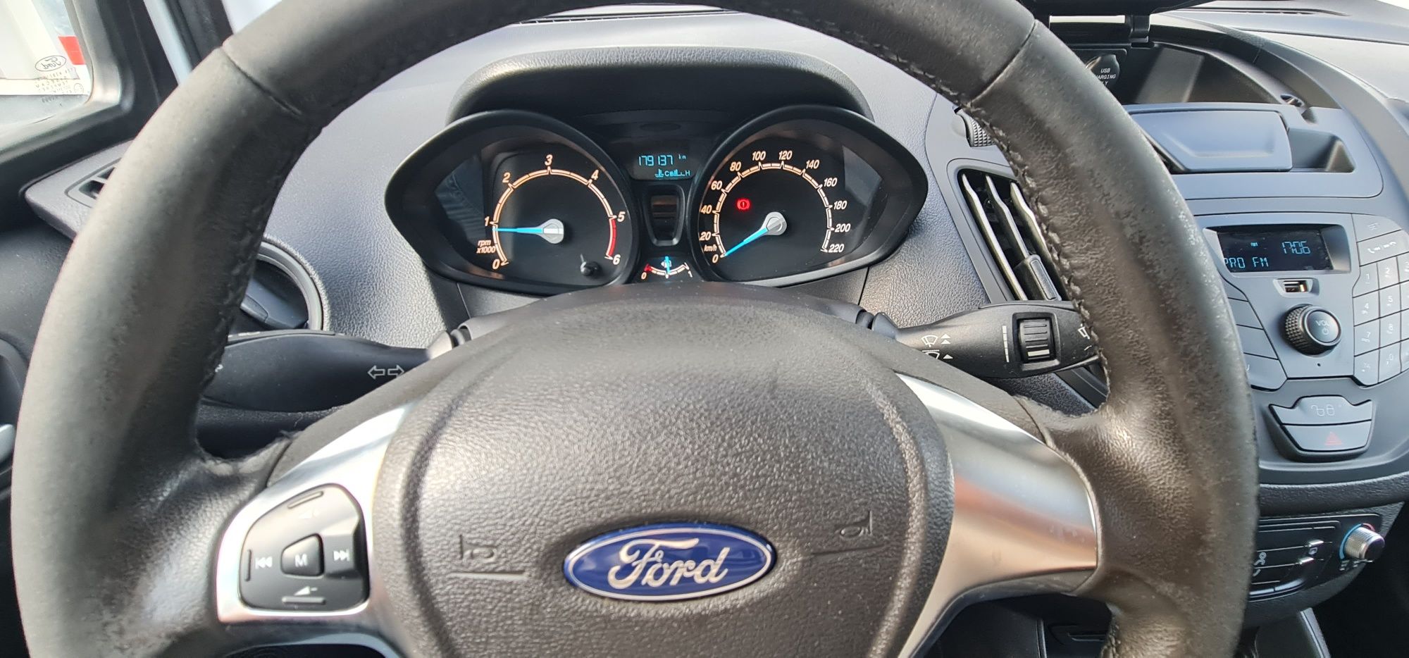 Ford Transit Courier 1.5 diesel 2017