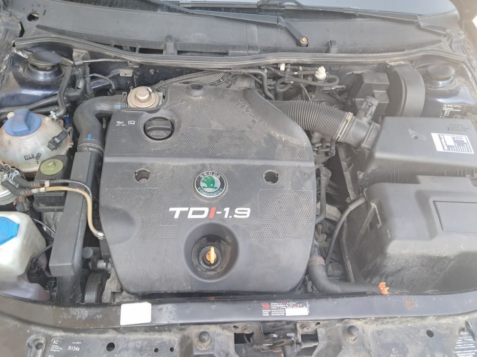 Шкода октавиа  1.9 тди  2003г