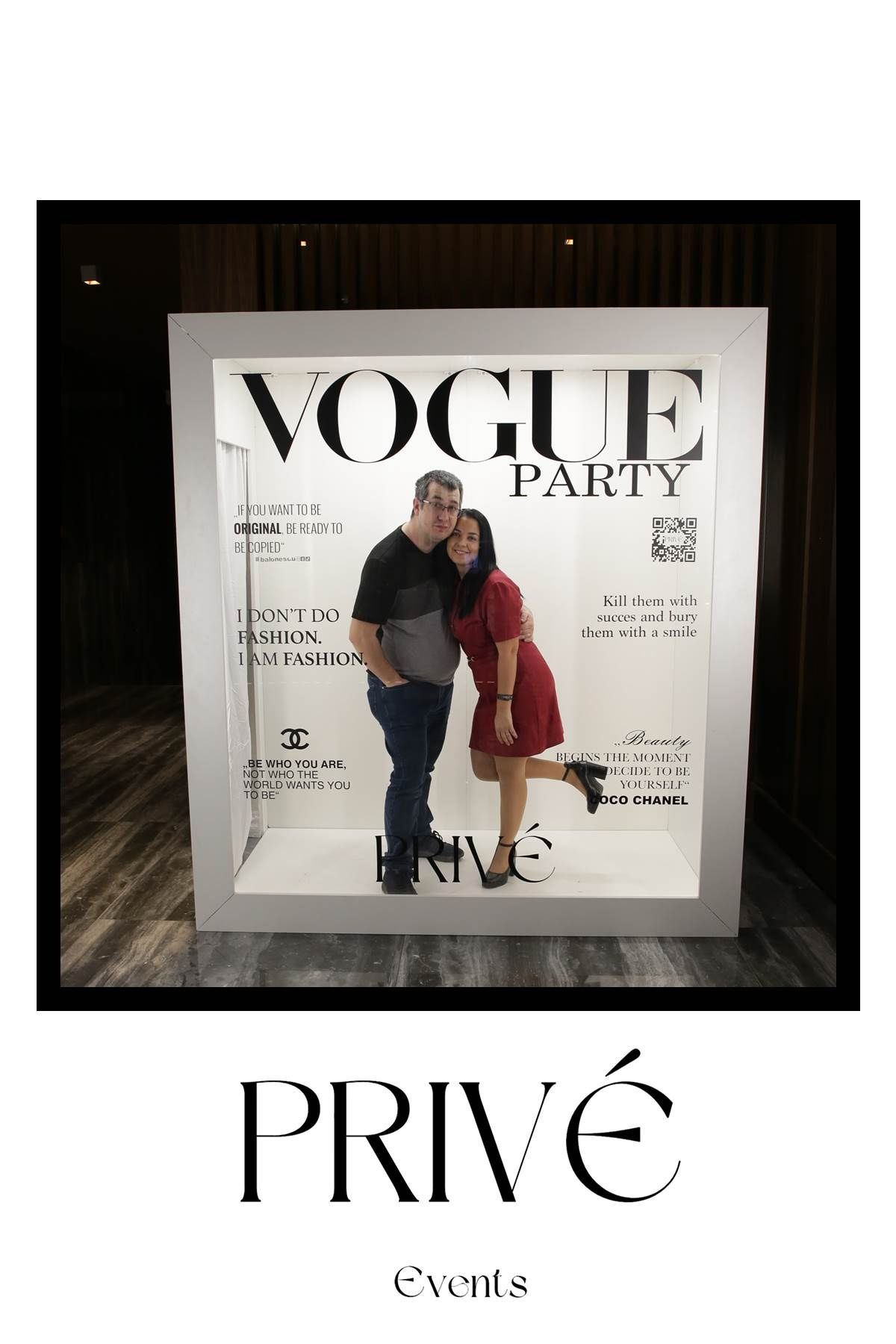 walk in magazine cabina foto
