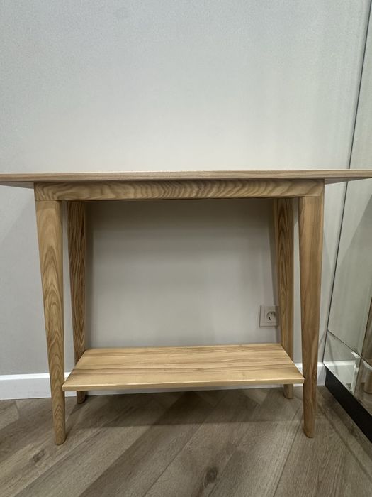 Продам новую консоль из дерева ясень