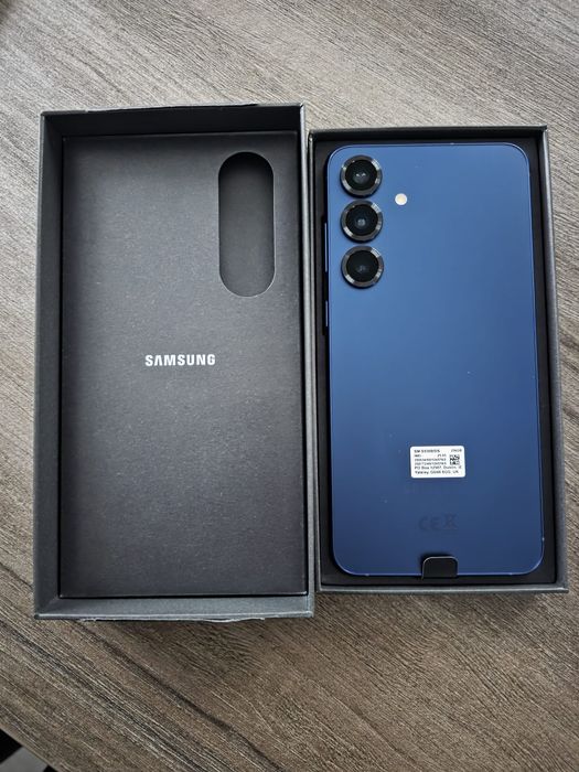 Vand Samsung galaxy s25 plus.