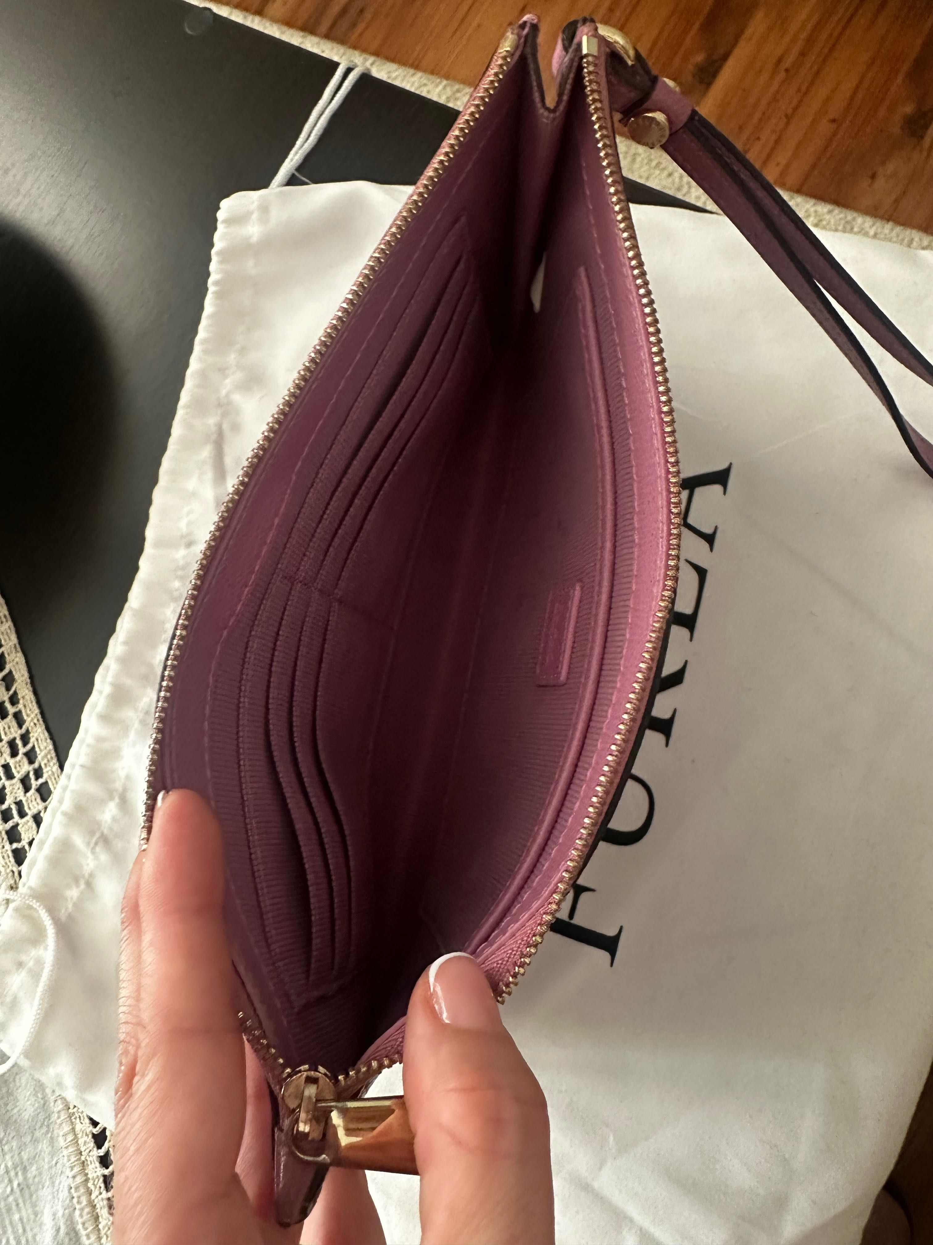 Продавам клъч Furla