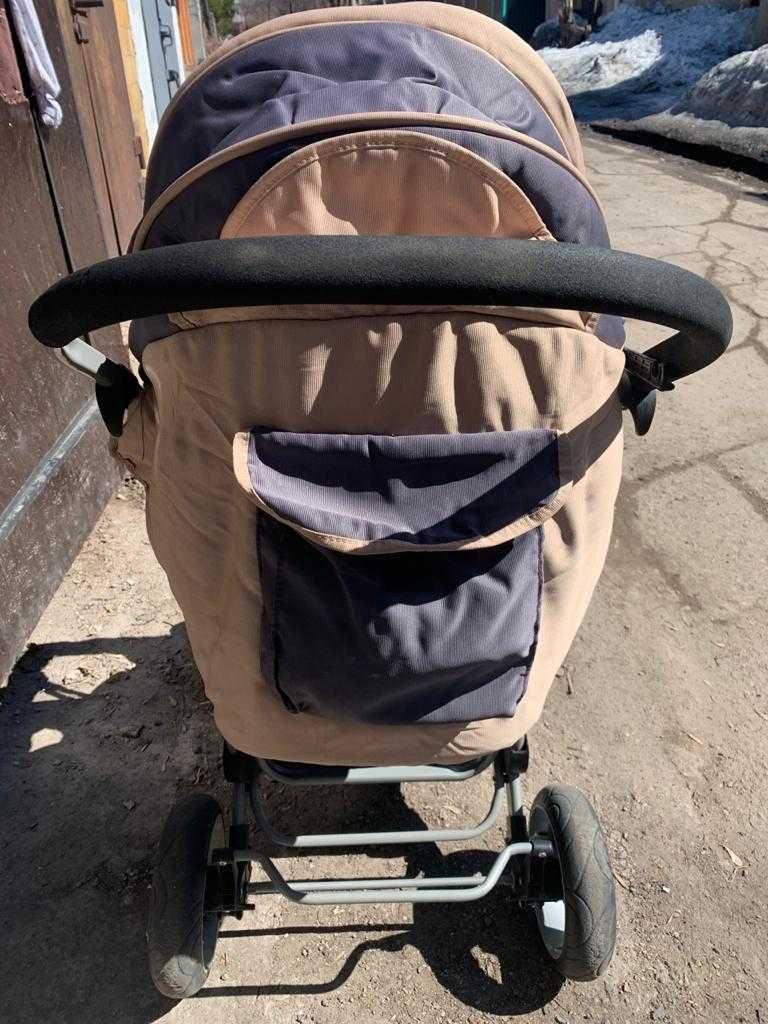 Детская коляска-трансформер