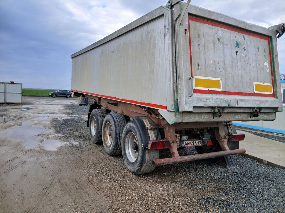 Semiremorca basculabila Langendorf