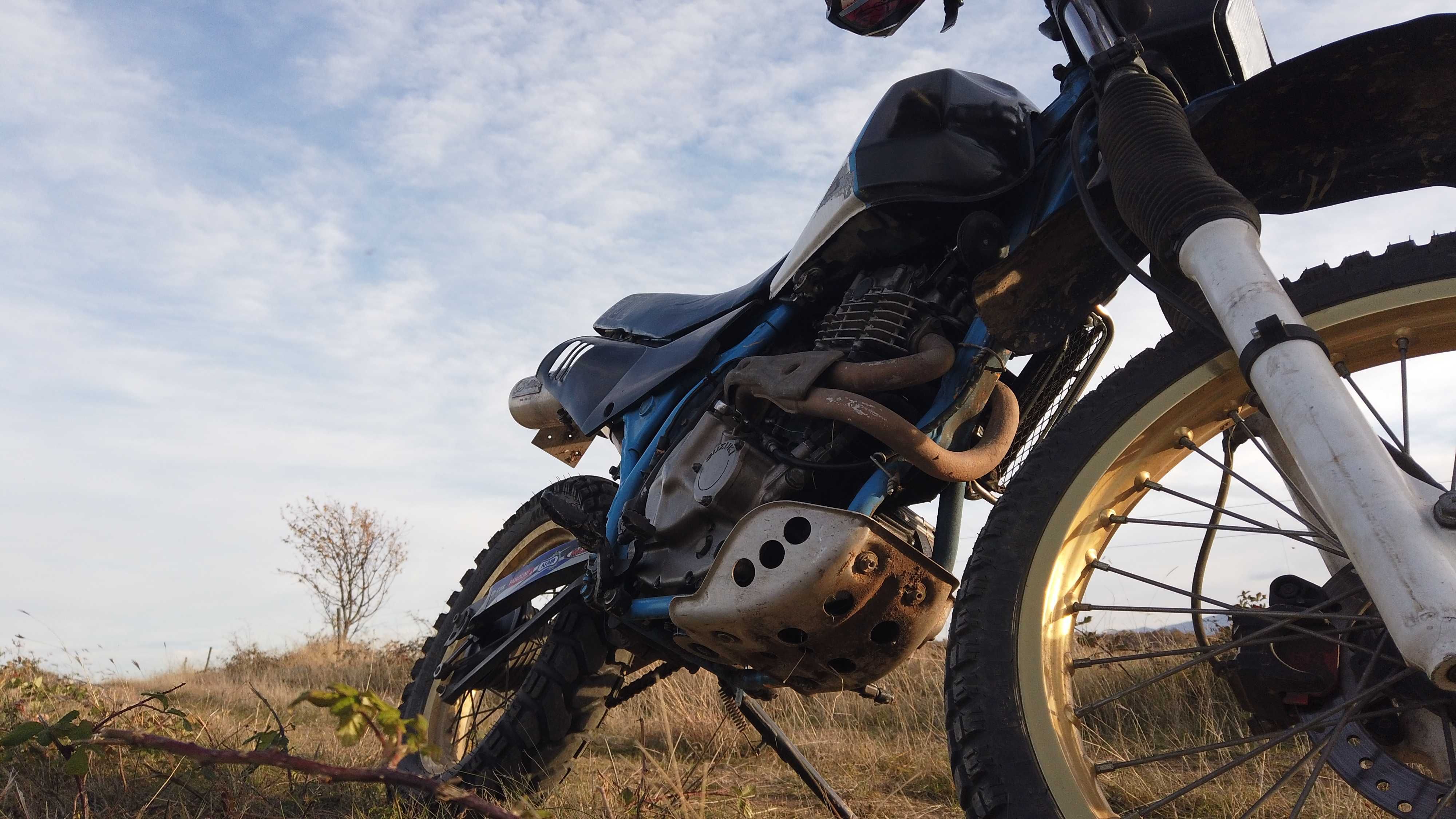 Suzuki DR 600 Dakar 1986