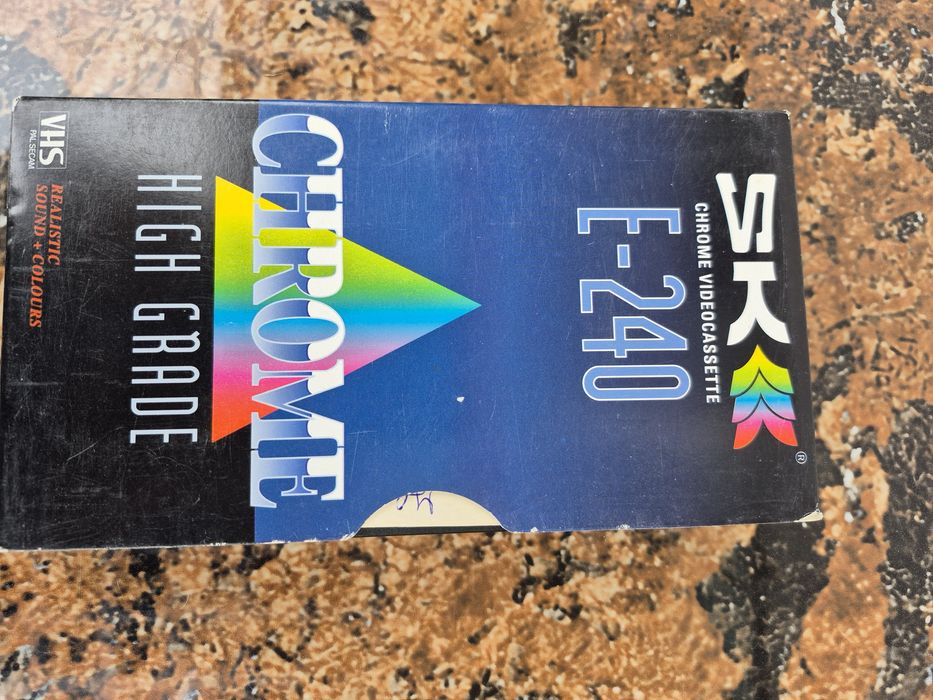 Vând 7 casete video VHS originale de la 180- 240 min.colectie de filme