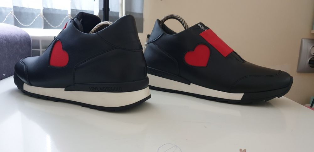 LOVE MOSCHINO Leather Womens Size 40- 25.5- 26см ОРИГИНАЛ! ЕСТ. Кожа!