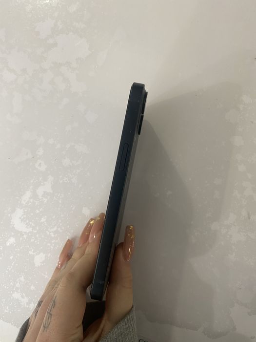 Айфон 13 ……….