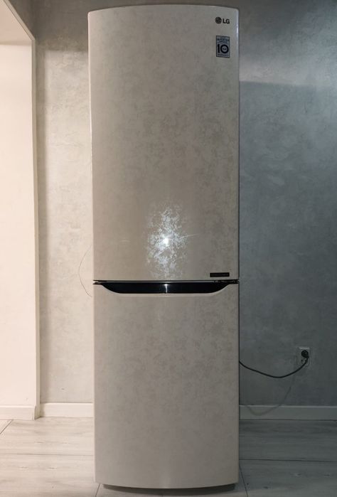 Холодильник LG NO FROST полностью рабочий