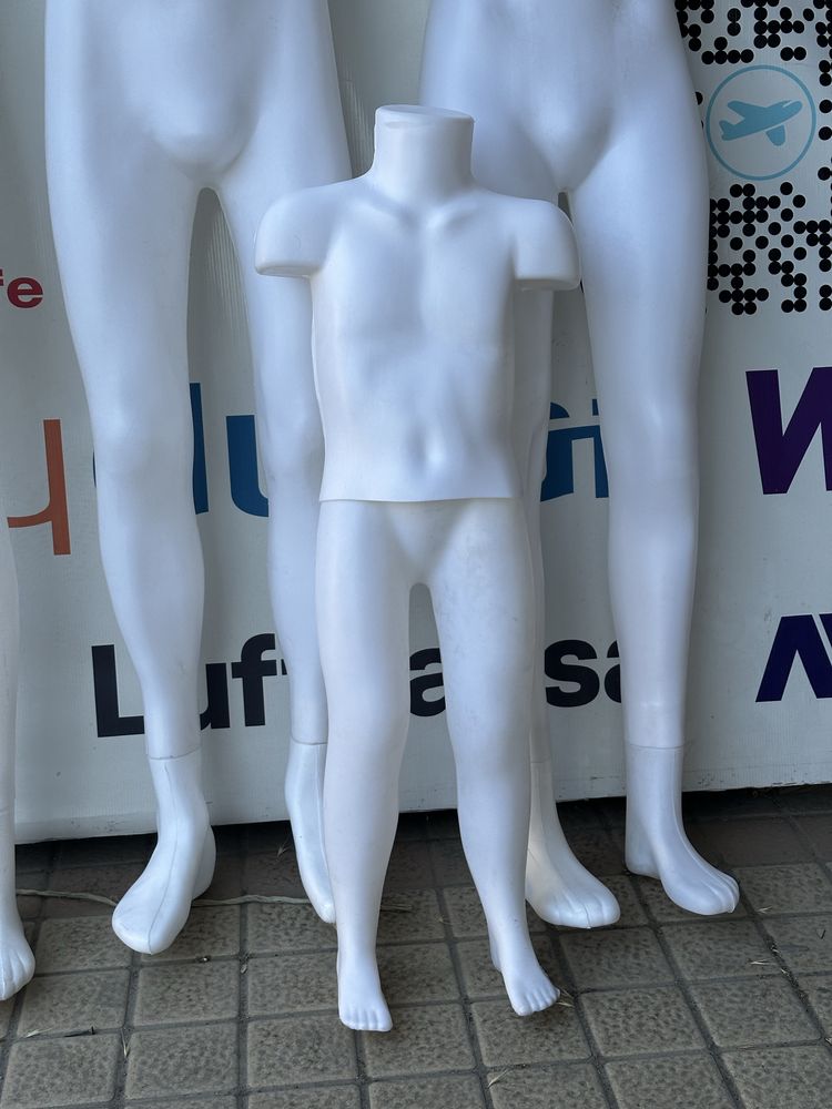 Maniken sotiladi hammasi 1,500,000