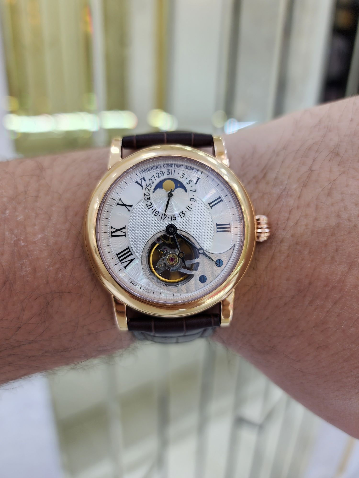 Продаю Швейцарские часы Frederique Konstant. Золотые 750 пробы
Золото