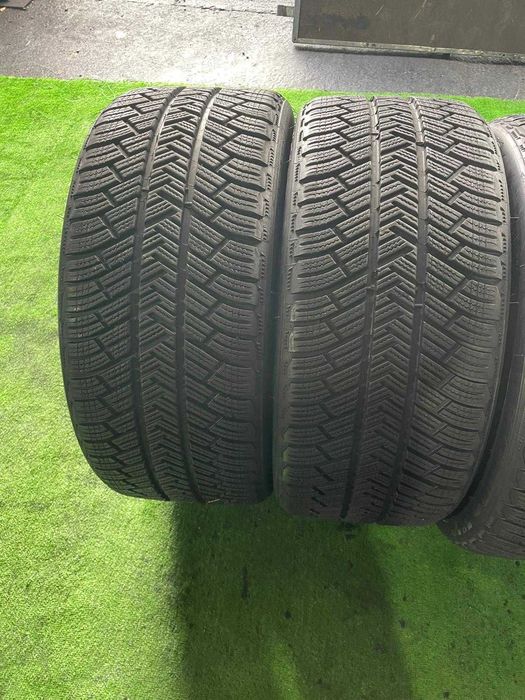 Anvelope Iarna 235/40/19 Michelin