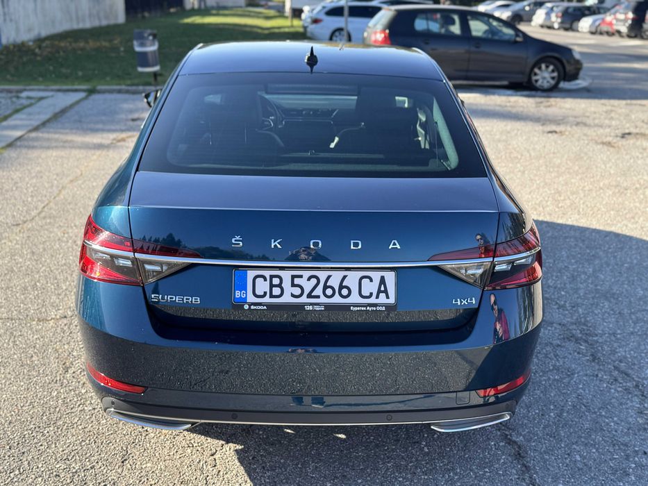 Skoda Superb L&K 2.0TDI 4x4 200 кс. 53000 km