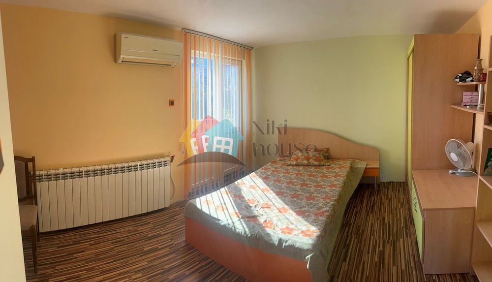 Къща в Варна, област-с.Константиново площ 172 цена 190000