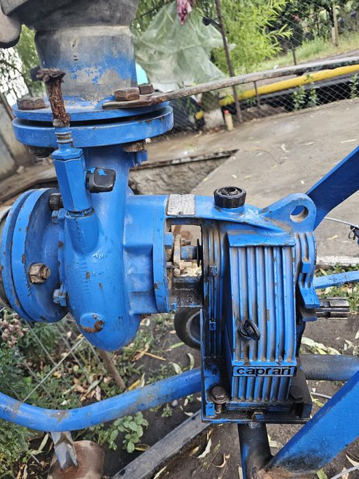 Vând pompa irigatii caprari 3"