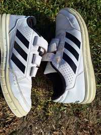 Adidas marimea 36 2/3