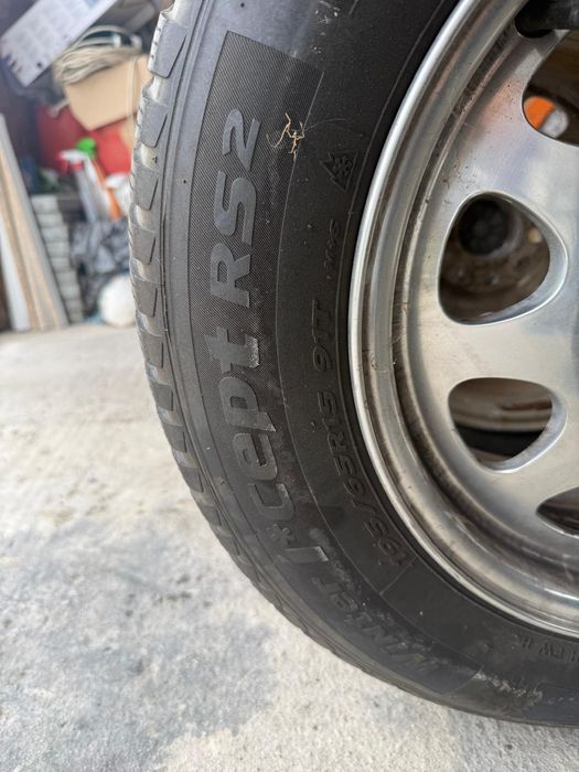 Set Jante originale Bmw 15" cu cauciucuri iarna