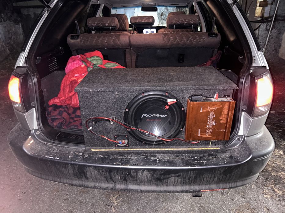 Продам сабвуфер пионер