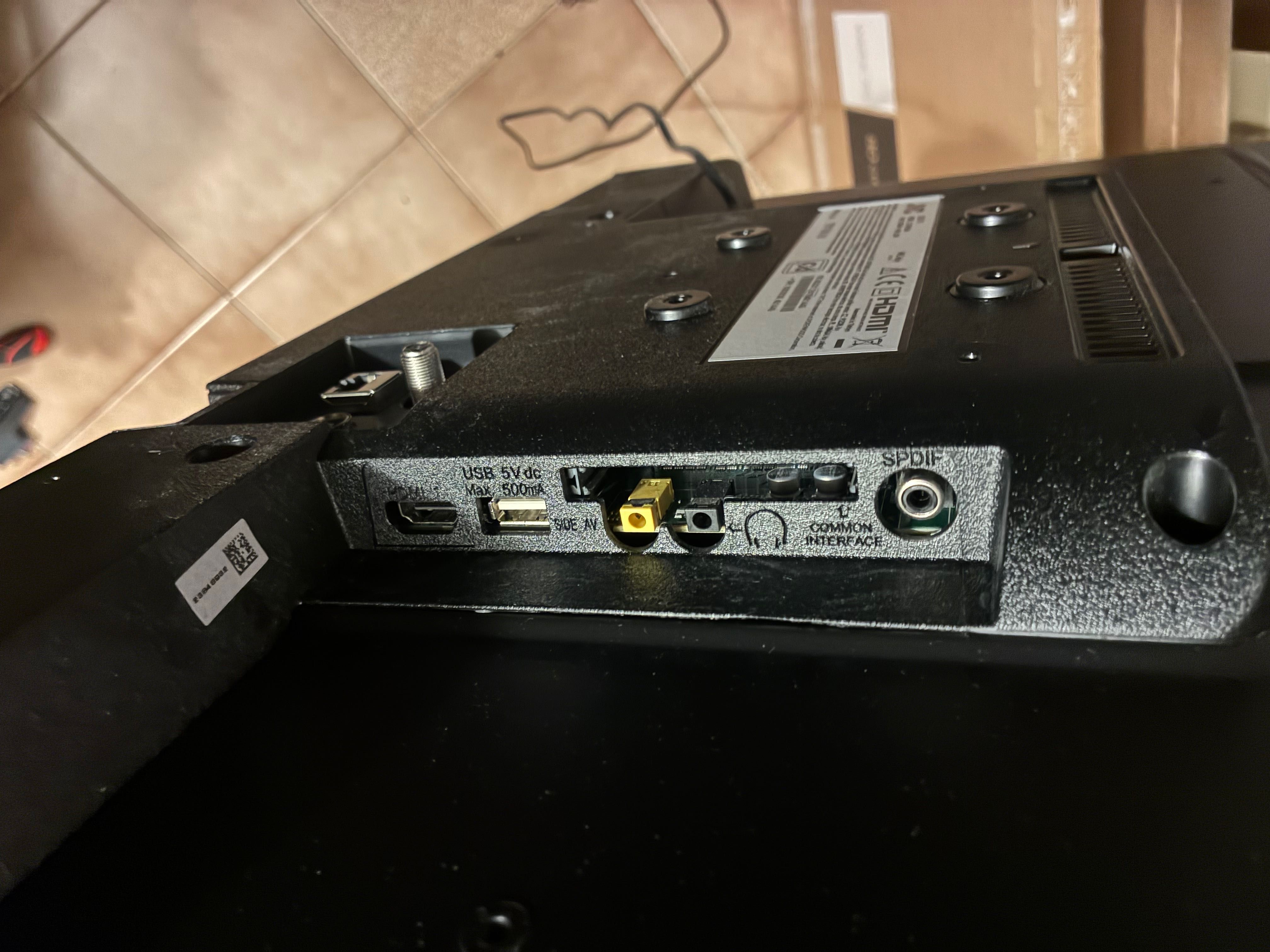 Телевизор 32" JVC LT -32 VH3300- НЕРАБОТЕЩ!