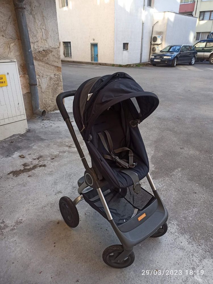 Бебешка количка STOKKE